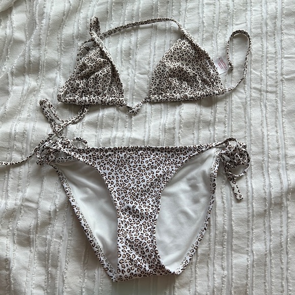 cheetah crisscross bikini set - Picture 1 of 1